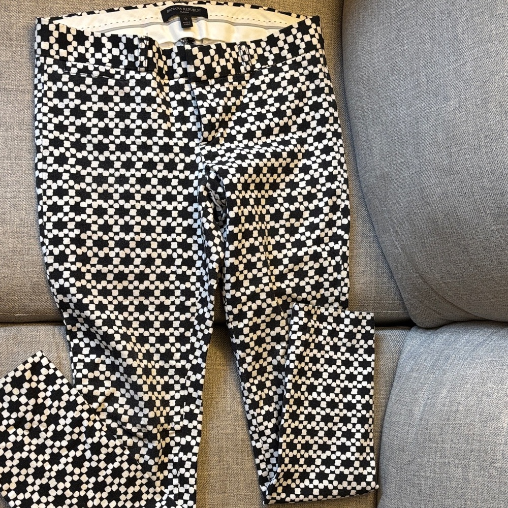 Banana Republic  Sloan Monochrome Geometric Pants